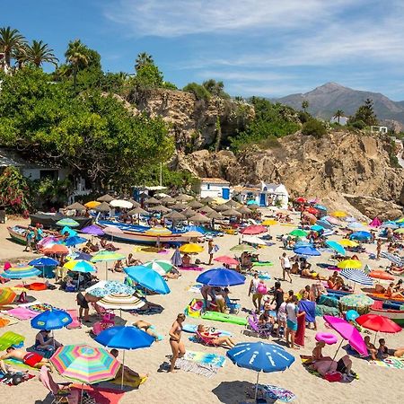 Hc Calahonda Beach Nerja Buitenkant foto